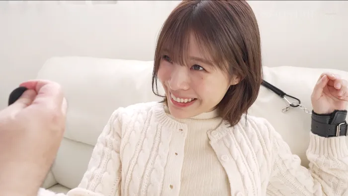小笠原菜乃 拘束されて喜ぶ