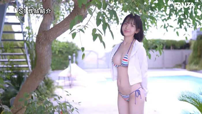 博多彩葉 水着
